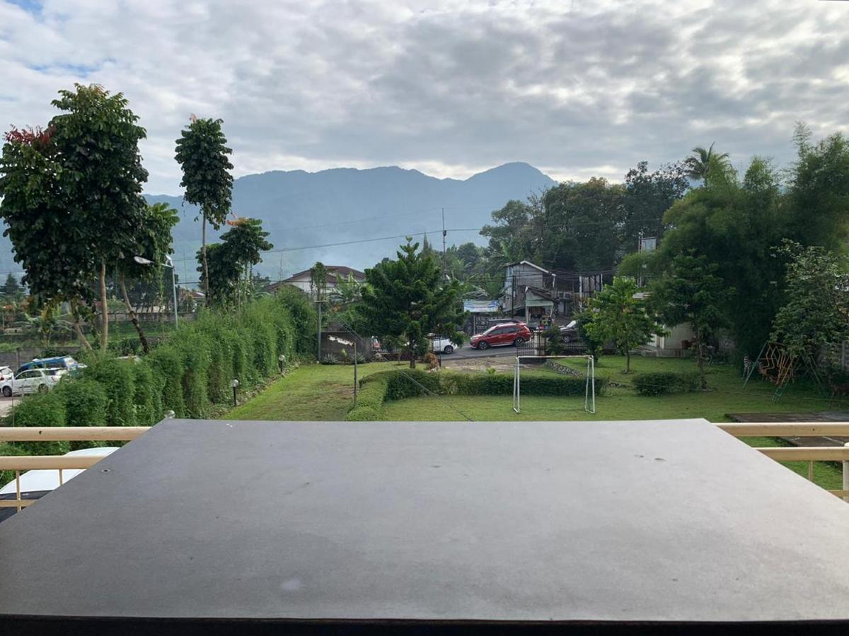 อาริมบี จิบุหลัน สวีท Hotel ซิซารัว ภายนอก รูปภาพ